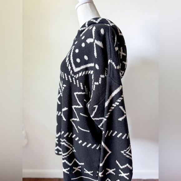 Reversible Vintage Knit Hoodie - Picture 4 of 7